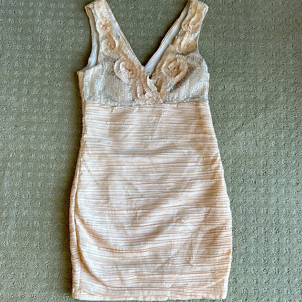Textured beige dress